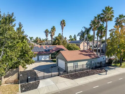 $979,999 | 1760 South MacArthur Drive, Tracy, CA 95304