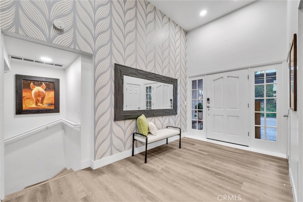 2120 Fairview Avenue Riverside, CA 92506 - Photo 4 of 49