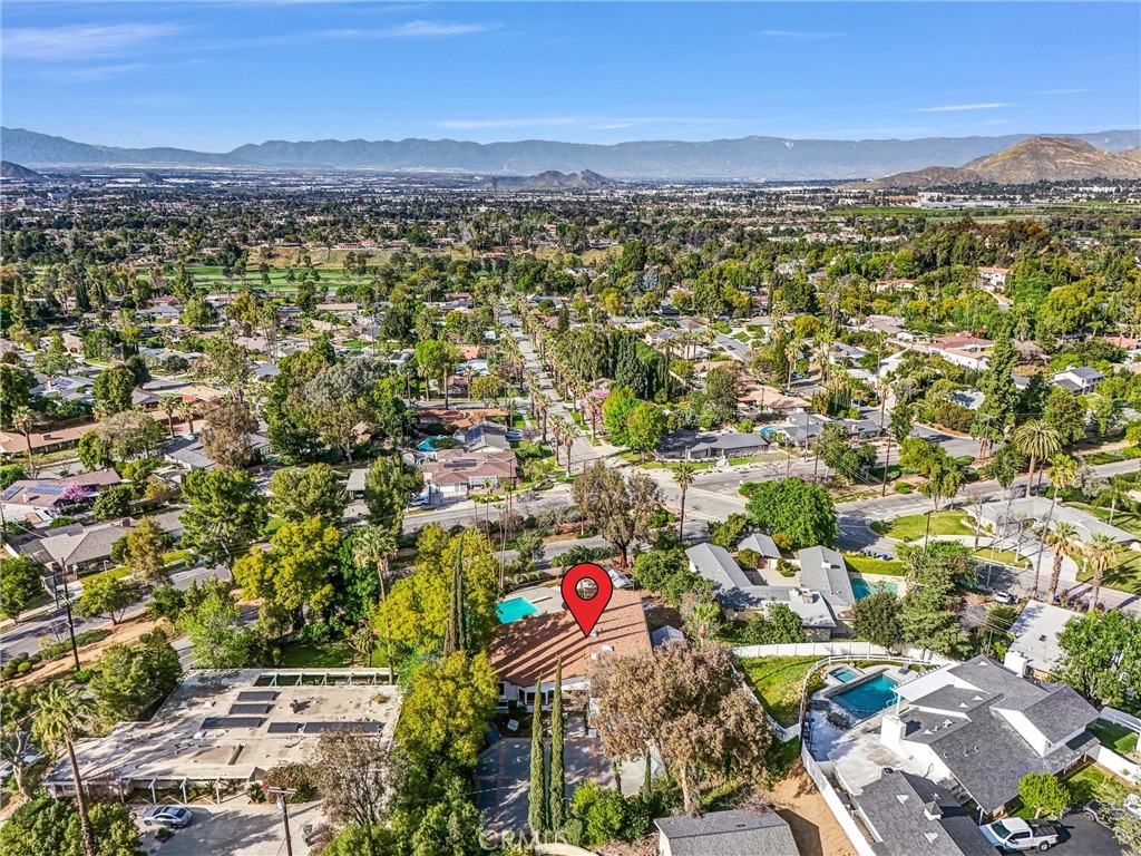 2120 Fairview Avenue Riverside, CA 92506 - Photo 48 of 49