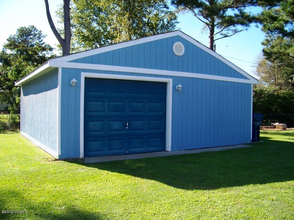 216 Pine Dale Road Havelock, NC 28532 - Photo 22 of 23 Garage/Workshop