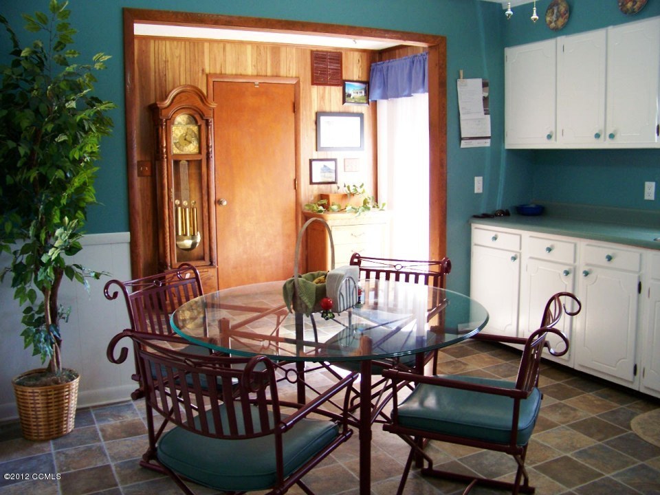 216 Pine Dale Road Havelock, NC 28532 - Photo 5 of 23 Kitchen