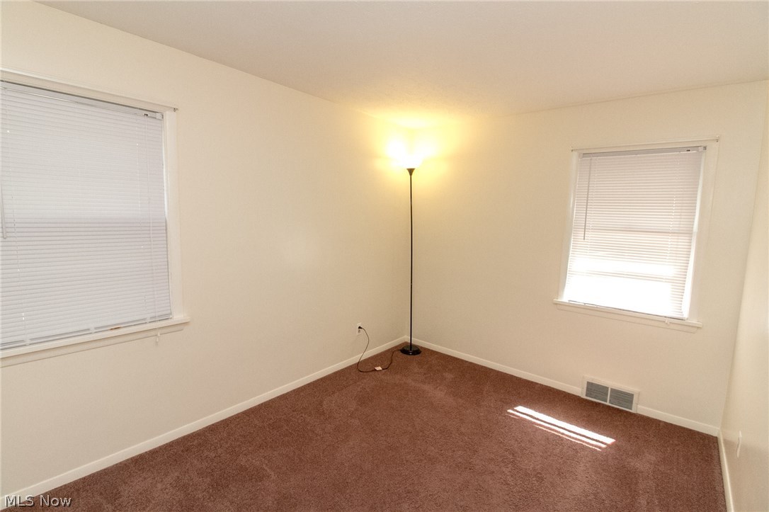 4142 Bluestone Road Cleveland, OH 44121 - Photo 15 of 23