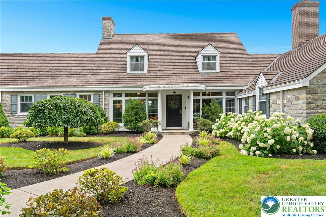 2458 Riverbend Road Allentown, PA 18103 - Photo 3 of 46 Gallery Image 3