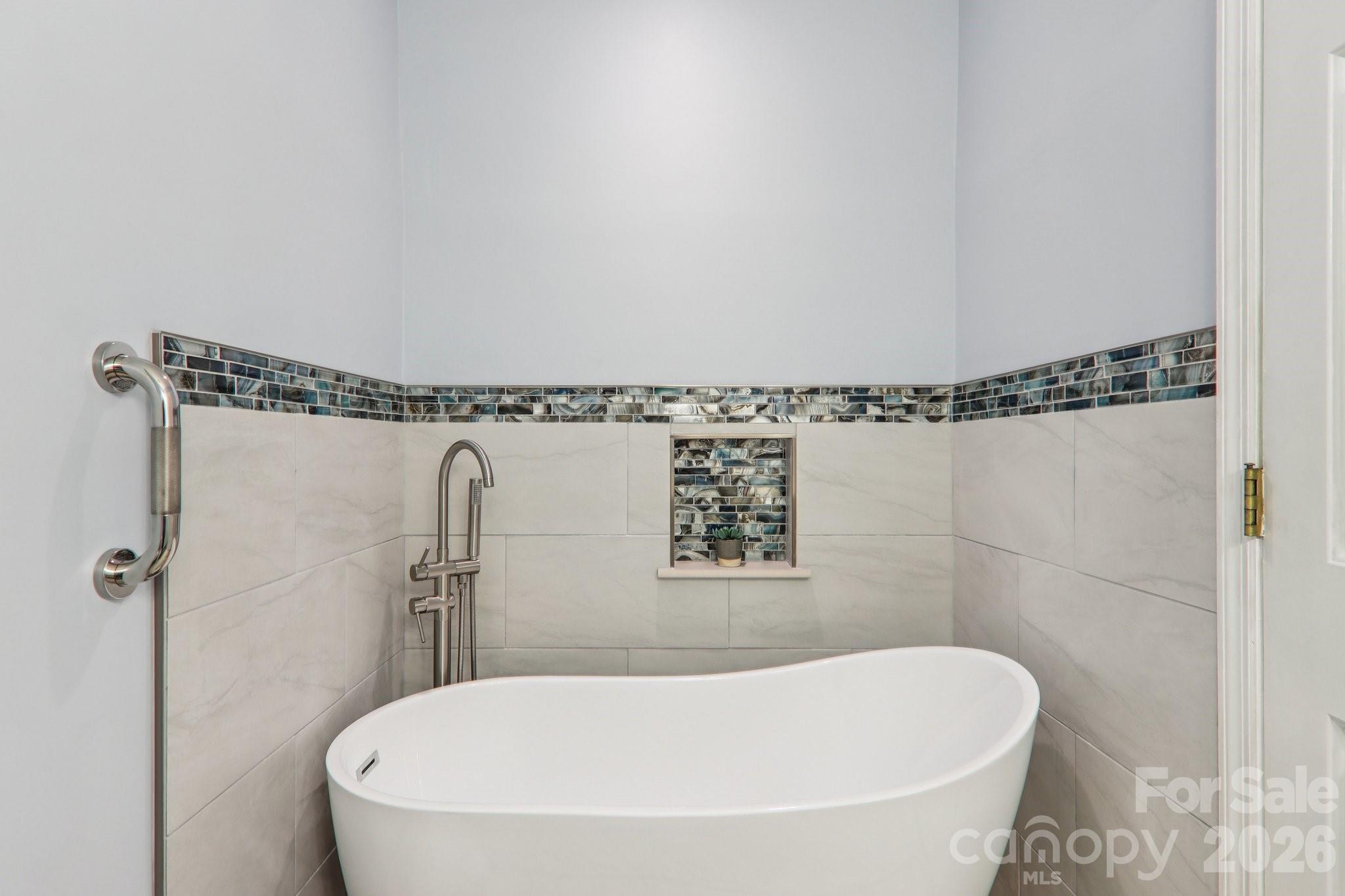 544 Bluebird Ridge Asheville, NC 28804 - Photo 18 of 48