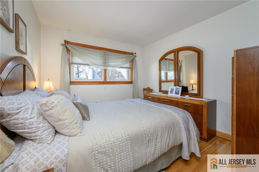 124 Inwood Avenue Colonia, NJ 07067 - Photo 17 of 36