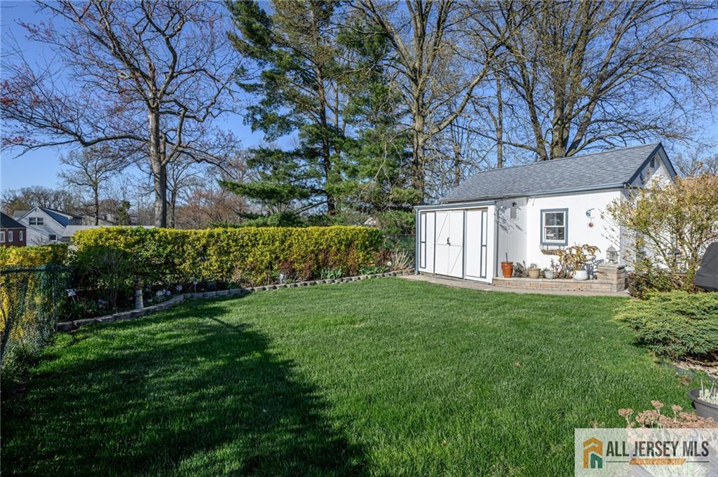 124 Inwood Avenue Colonia, NJ 07067 - Photo 33 of 36