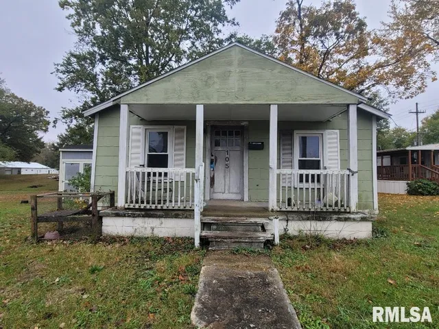 $7,000 | 105 East Casey Avenue, Mount Vernon, IL 62864