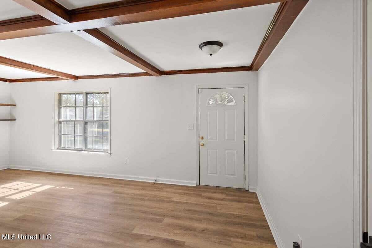 648 Briarcliff Circle Jackson, MS 39212 - Photo 5 of 23 HTP_3241