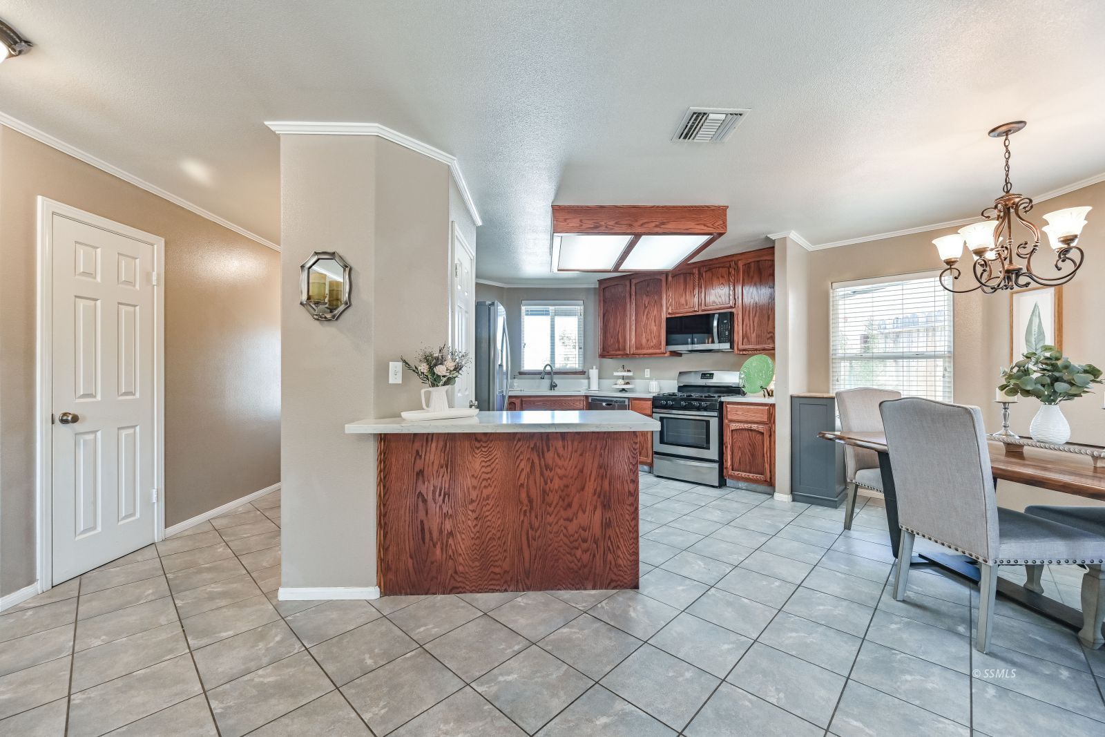1525 South Yorktown Street Ridgecrest, CA 93555 - Photo 14 of 35