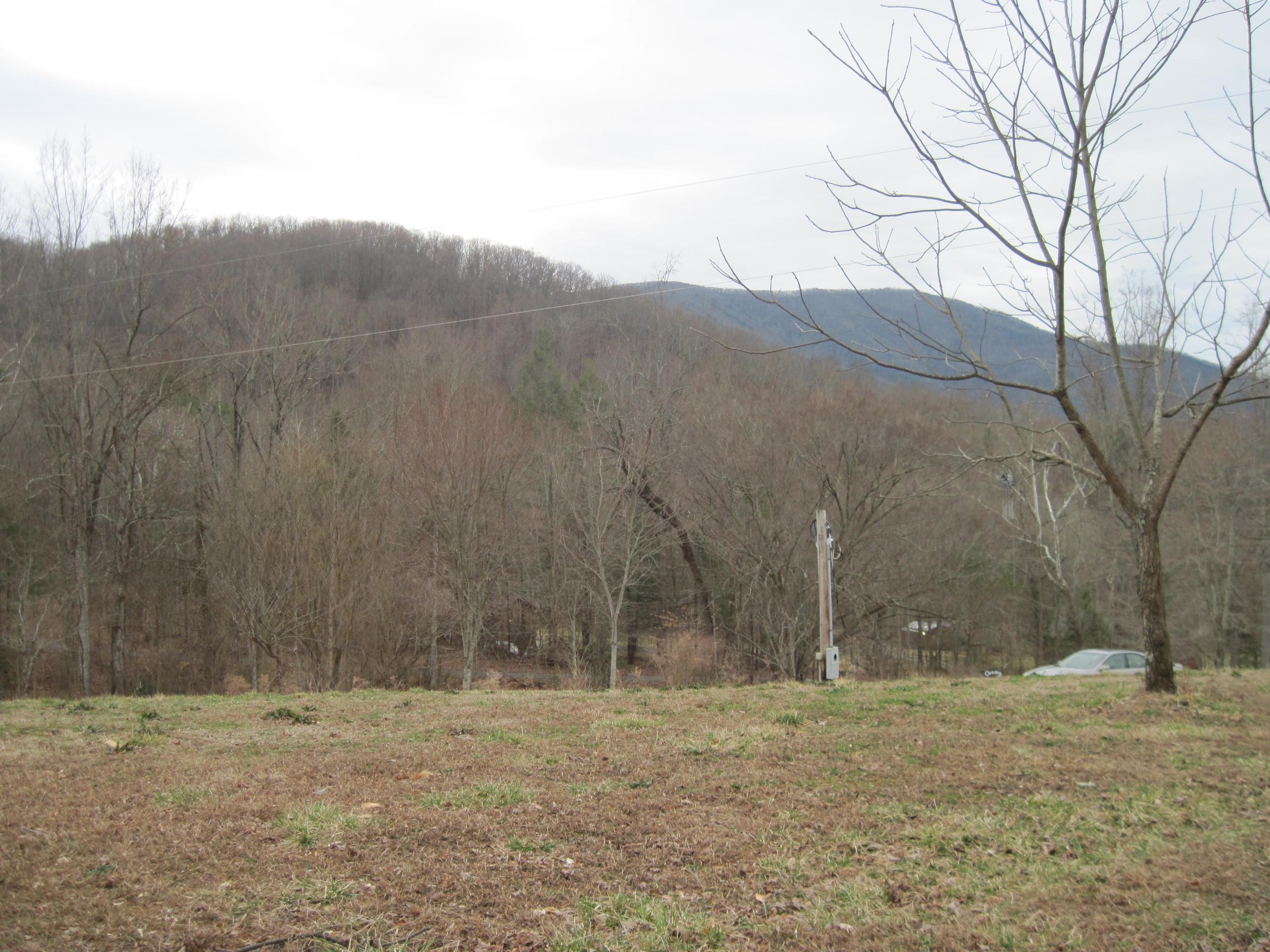 2702-1 Clabo Road Sevierville, TN 37862 - Photo 5 of 11 IMG_0763