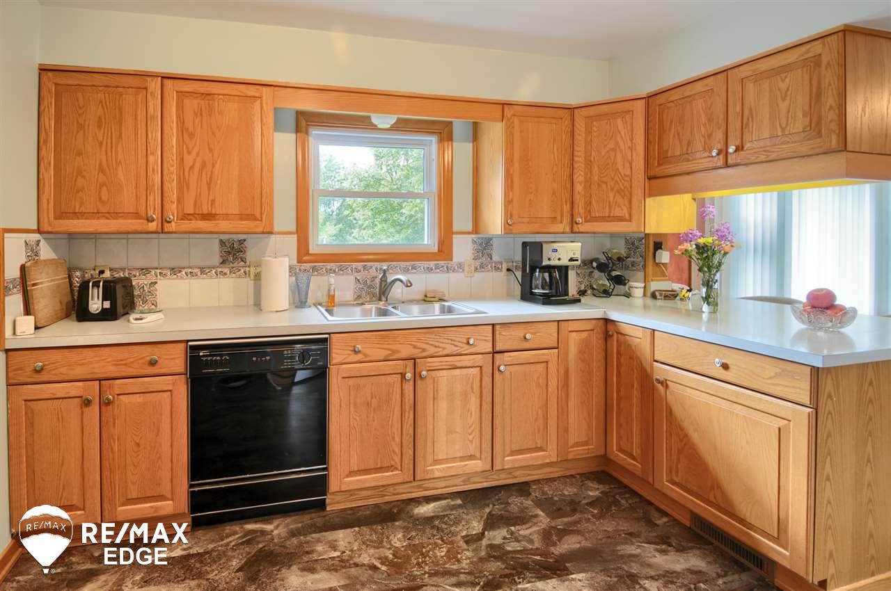 1348 East Mt Morris Road Mount Morris, MI 48458 - Photo 12 of 37 31383129-11.JPG