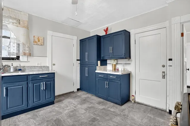 $299,000 | 55 Florida Street, Springfield, MA 01109