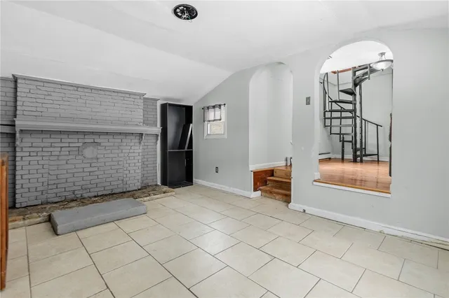 $379,900 | 608 Black Plain Road, North Smithfield, RI 02896