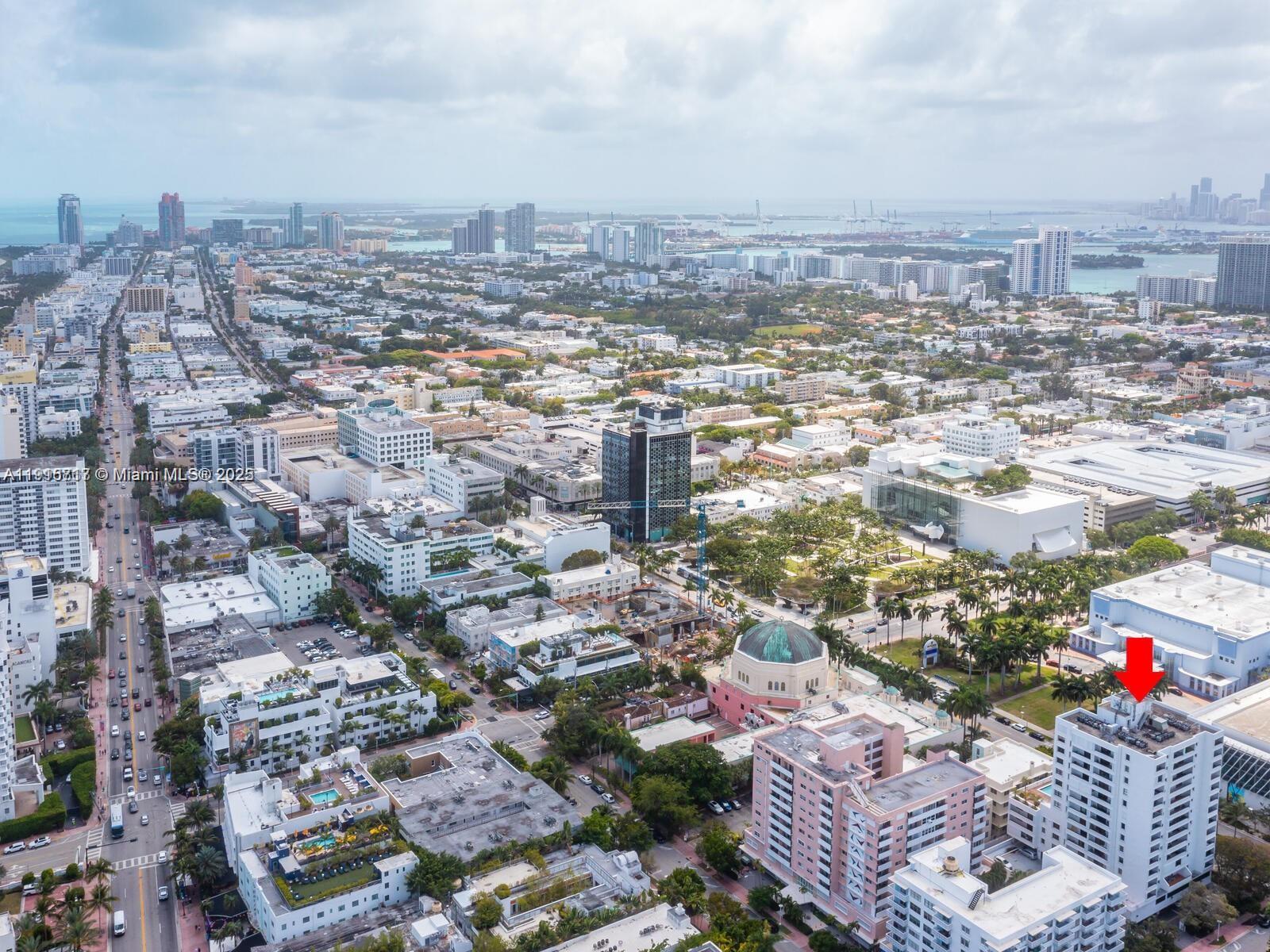 1775 Washington Avenue, Unit 4G Miami Beach, FL 33139 - Photo 34 of 44 an aerial view of multiple house