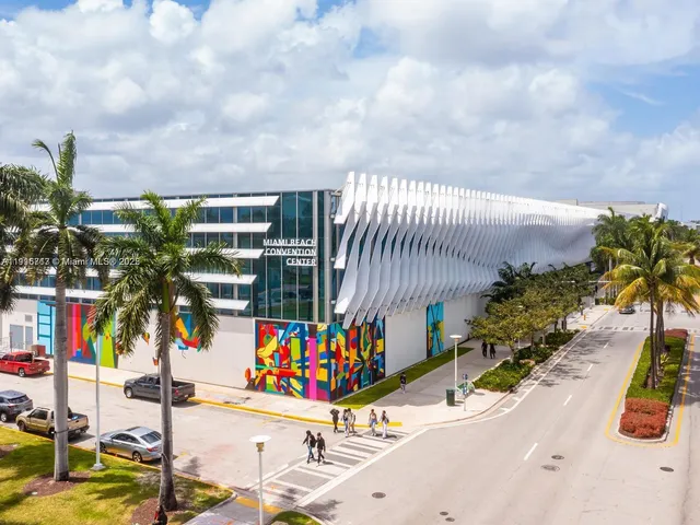 an outdoor space view with sitting space