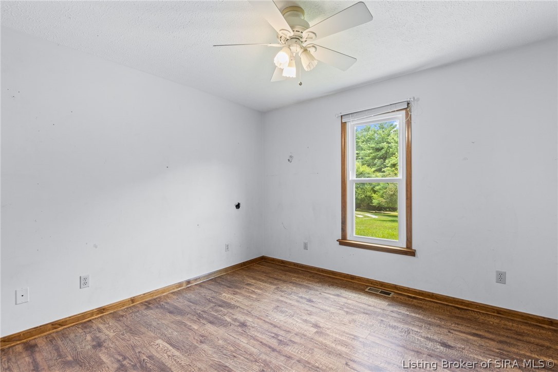 8465 Scottsville Road Borden, IN 47106 - Photo 13 of 23