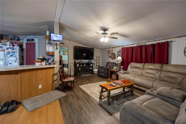 $415,000 | 11855 Northwest Hwy Ab, Urich, MO 64788