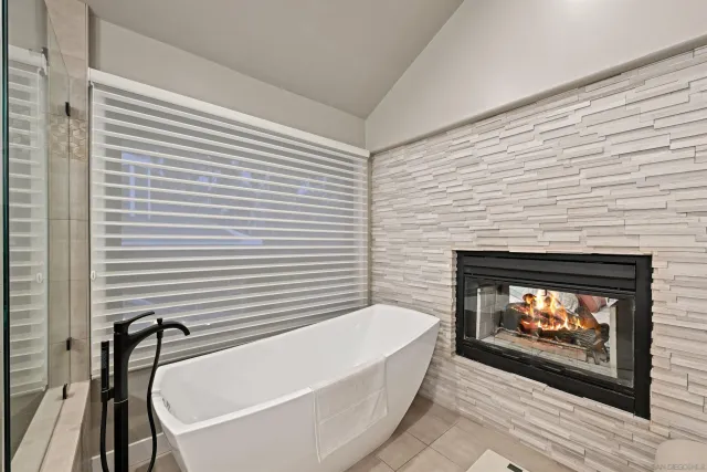 $2,399,000 | 12294 Spruce Grove Place, San Diego, CA 92131