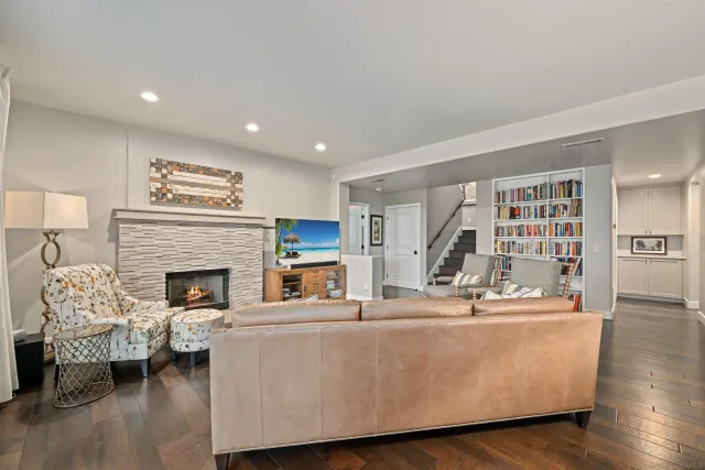 $2,399,000 | 12294 Spruce Grove Place, San Diego, CA 92131