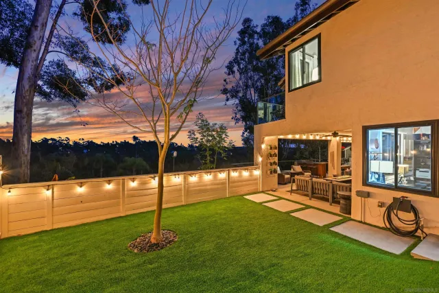 $2,399,000 | 12294 Spruce Grove Place, San Diego, CA 92131