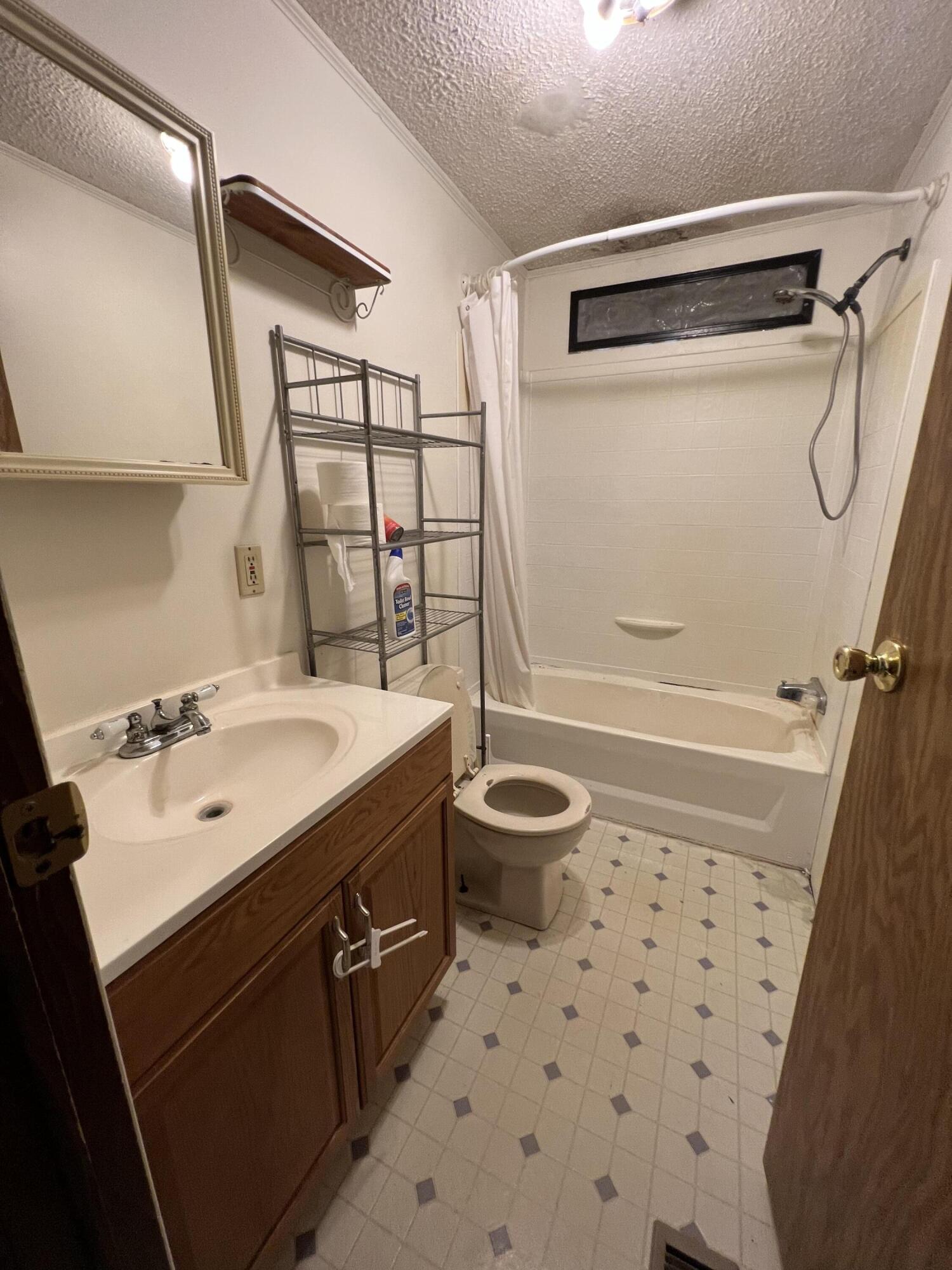 811 Hall Road Quincy, MI 49082 - Photo 8 of 8 A1B6262F-2588-4A88-BE81-815C736EAE15