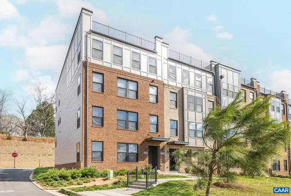 $385,000 | 803 Wesley Lane, Unit A, Charlottesville, VA 22911
