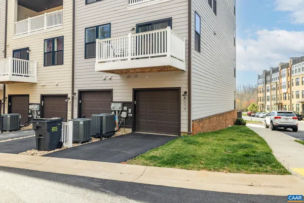 $385,000 | 803 Wesley Lane, Unit A, Charlottesville, VA 22911
