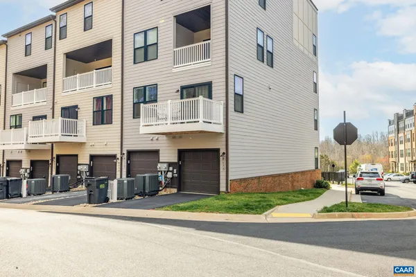 $385,000 | 803 Wesley Lane, Unit A, Charlottesville, VA 22911