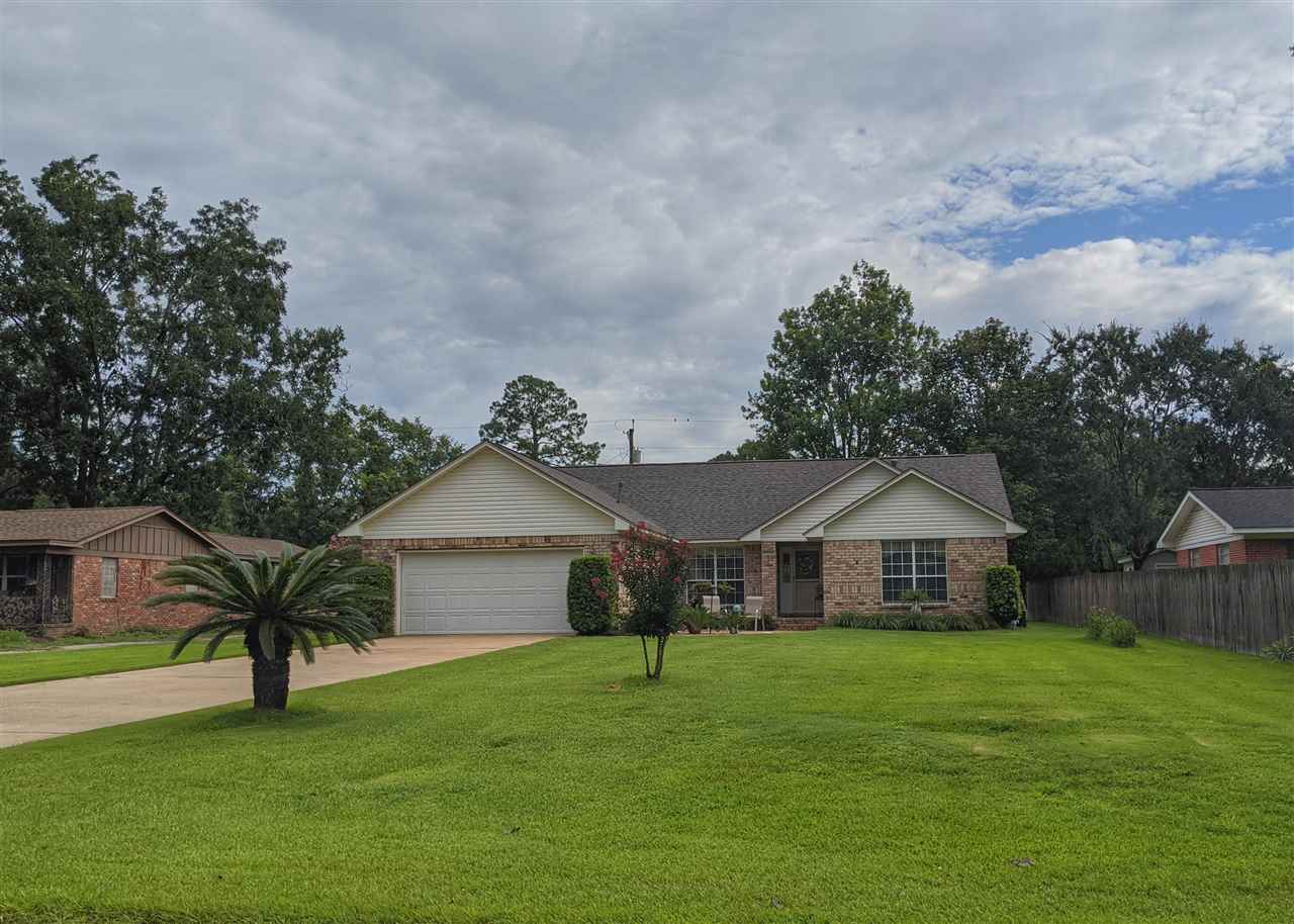 621 East Myrtle Avenue Foley, AL 36535 - Photo 1 of 23