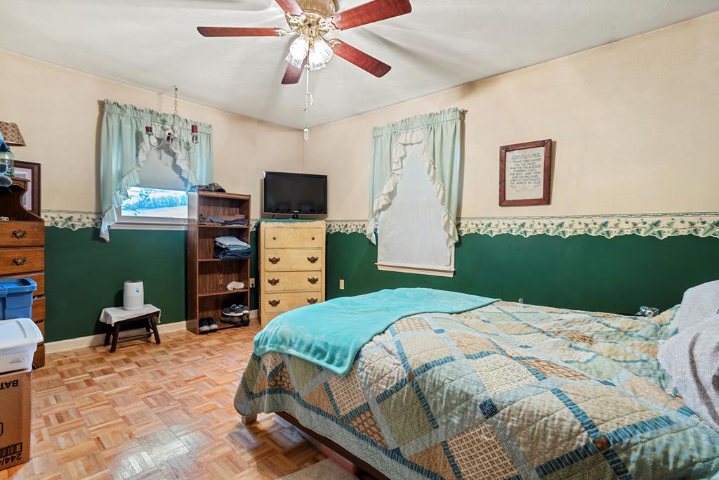 18207 Macedonia Road Abingdon, VA 24211 - Photo 29 of 32 Gallery Image 29