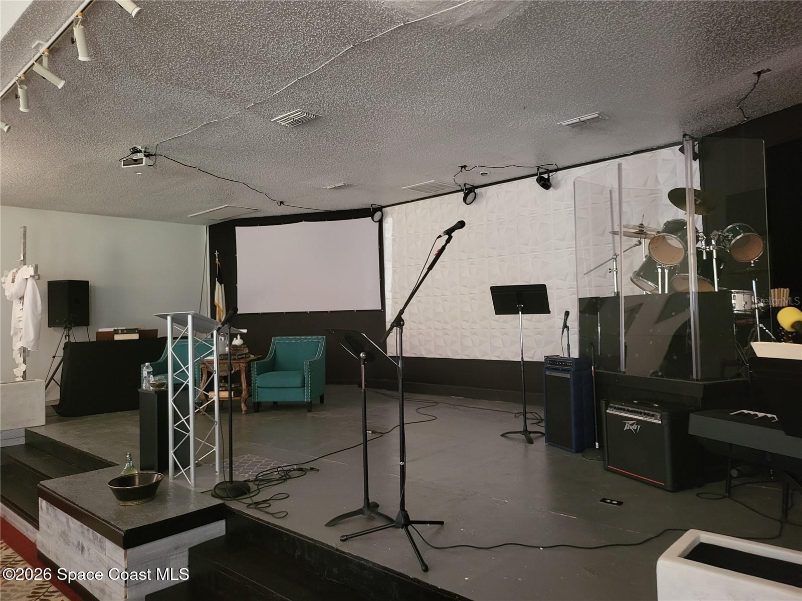 4626 Pipkin Road South Lakeland, FL 33811 - Photo 11 of 17 a view of entryway