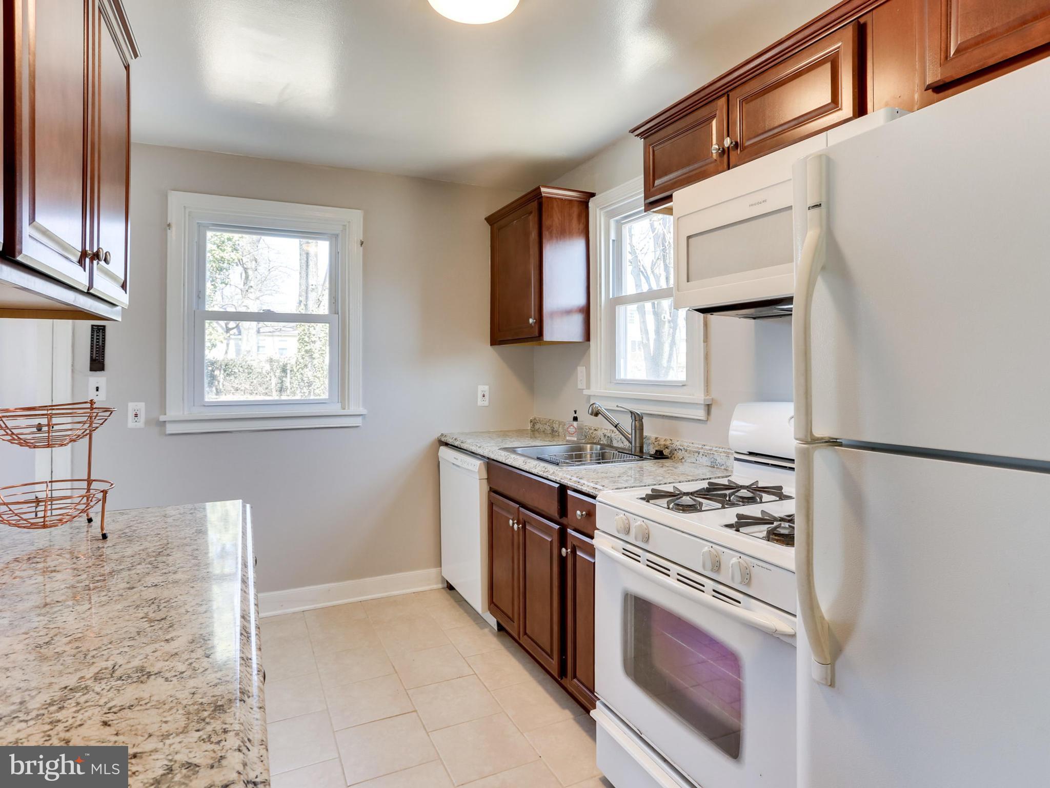 2605 Randolph Road Silver Spring, MD 20902 - Photo 4 of 14 Kitchen