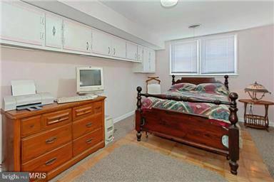 5206 Gilpin Drive Springfield, VA 22151 - Photo 17 of 26 Bedroom