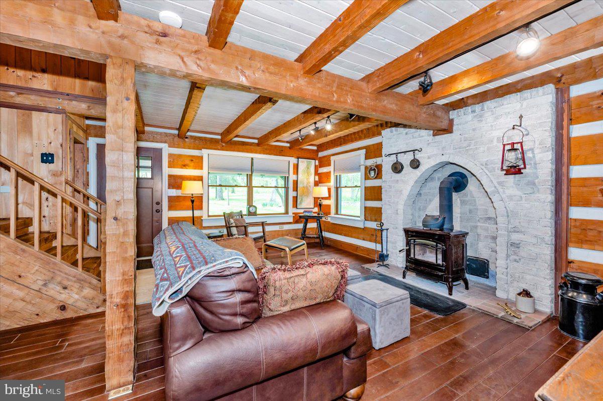 16926 Sprecher Road Sharpsburg, MD 21782 - Photo 4 of 76 Cozy cabin with rustic charm.