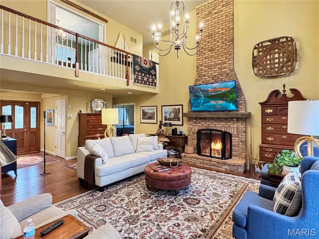 $995,000 | 14 Oak Hills Drive, Washington, MO 63090