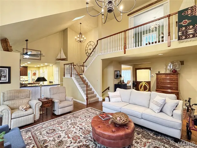 $995,000 | 14 Oak Hills Drive, Washington, MO 63090