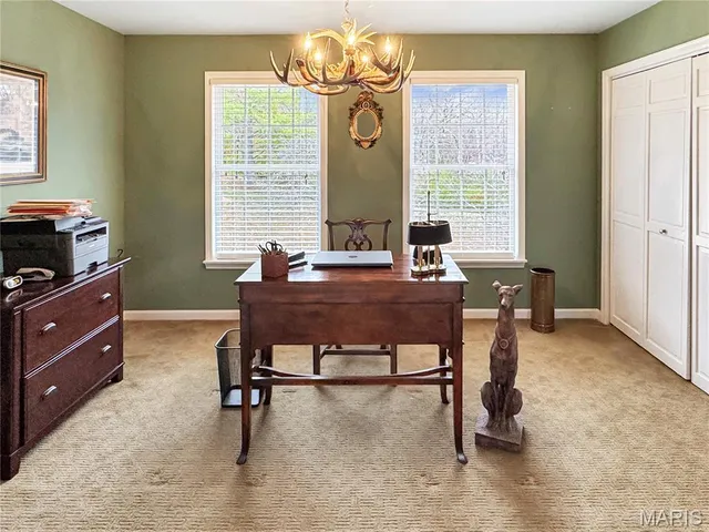 $995,000 | 14 Oak Hills Drive, Washington, MO 63090