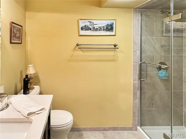 $995,000 | 14 Oak Hills Drive, Washington, MO 63090