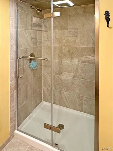 $995,000 | 14 Oak Hills Drive, Washington, MO 63090