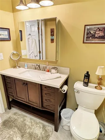 $995,000 | 14 Oak Hills Drive, Washington, MO 63090