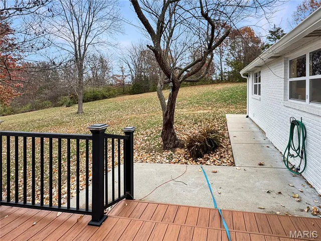 $995,000 | 14 Oak Hills Drive, Washington, MO 63090