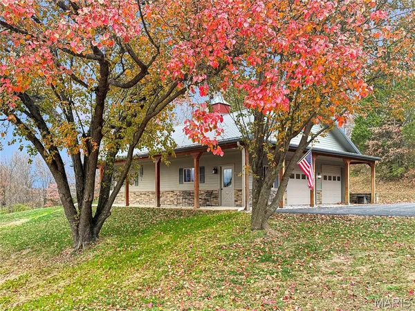 $995,000 | 14 Oak Hills Drive, Washington, MO 63090