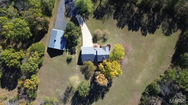 $995,000 | 14 Oak Hills Drive, Washington, MO 63090