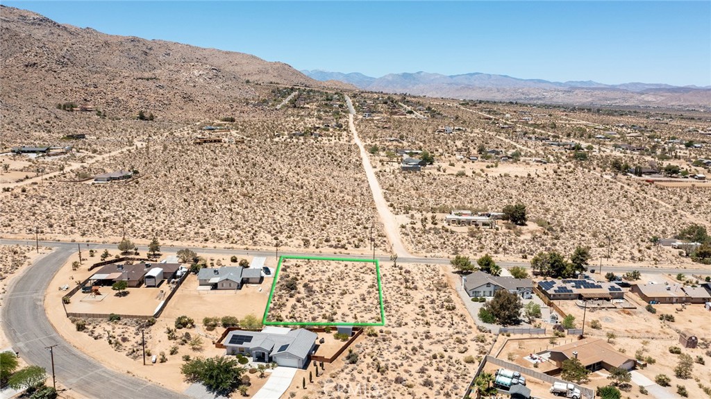 7800 Sunset Road Joshua Tree, CA 92252 - Photo 6 of 15 a view of city and mountain