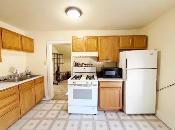$159,900 | 108 North Hickory Street, Fond du Lac, WI 54935