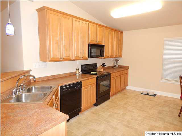 332 Stoney Trail Alabaster, AL 35114 - Photo 11 of 32