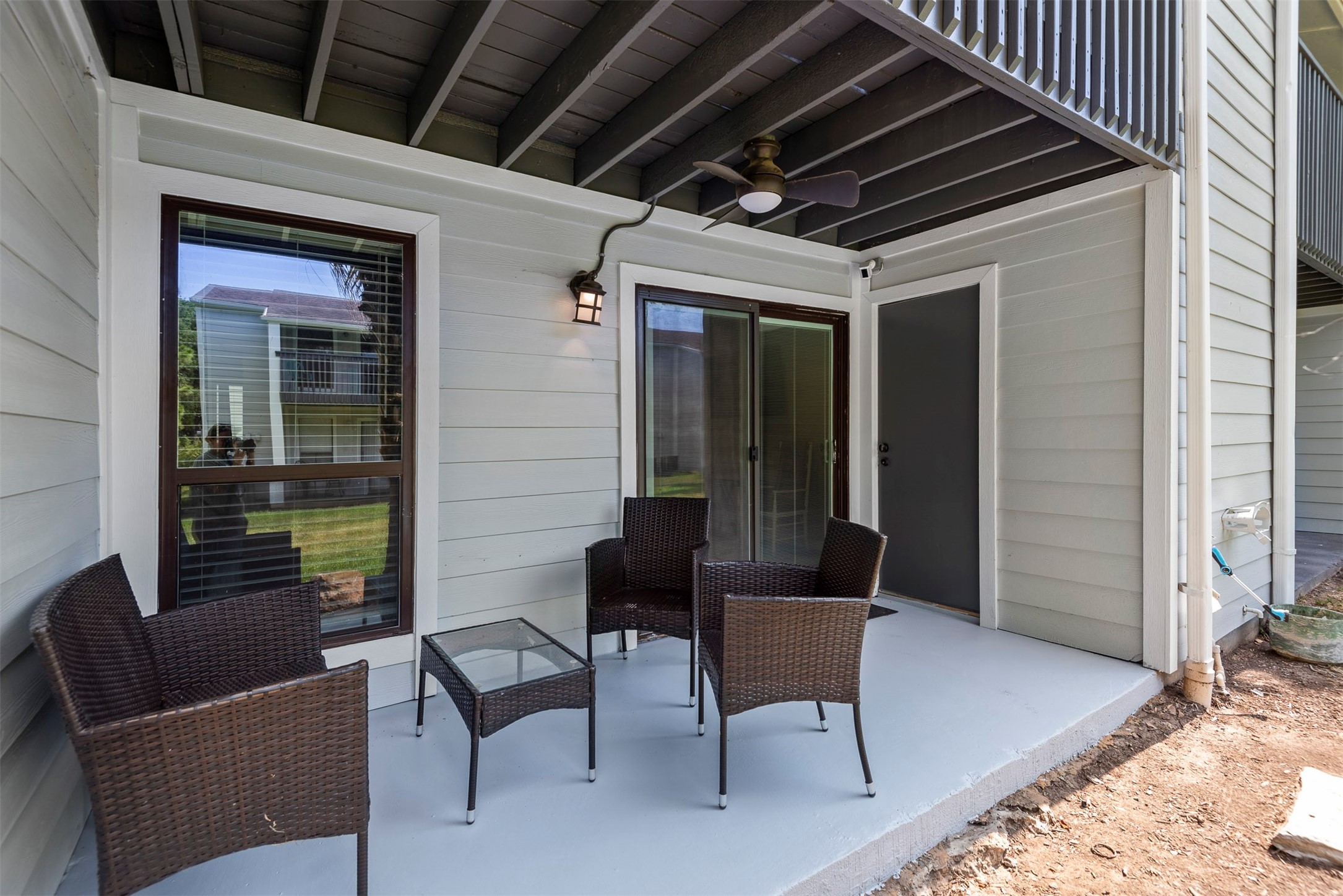 13151 Walden Road, Unit 195 Montgomery, TX 77356 - Photo 30 of 35 a balcony with furniture