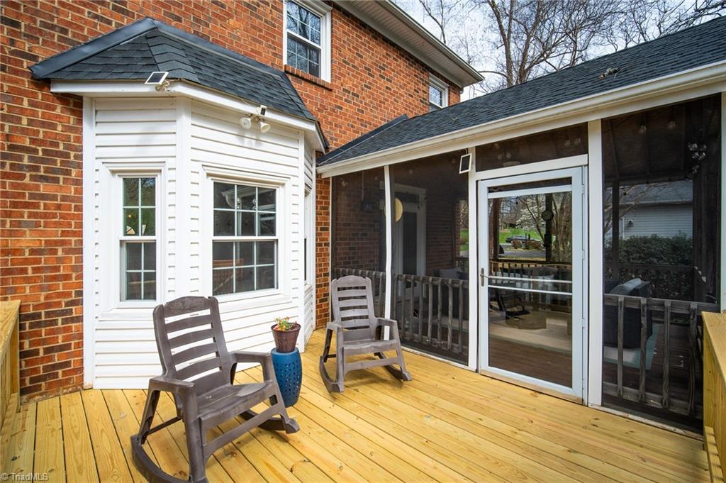 8105 Slane Court Clemmons, NC 27012 - Photo 33 of 40 deck and screened in porch