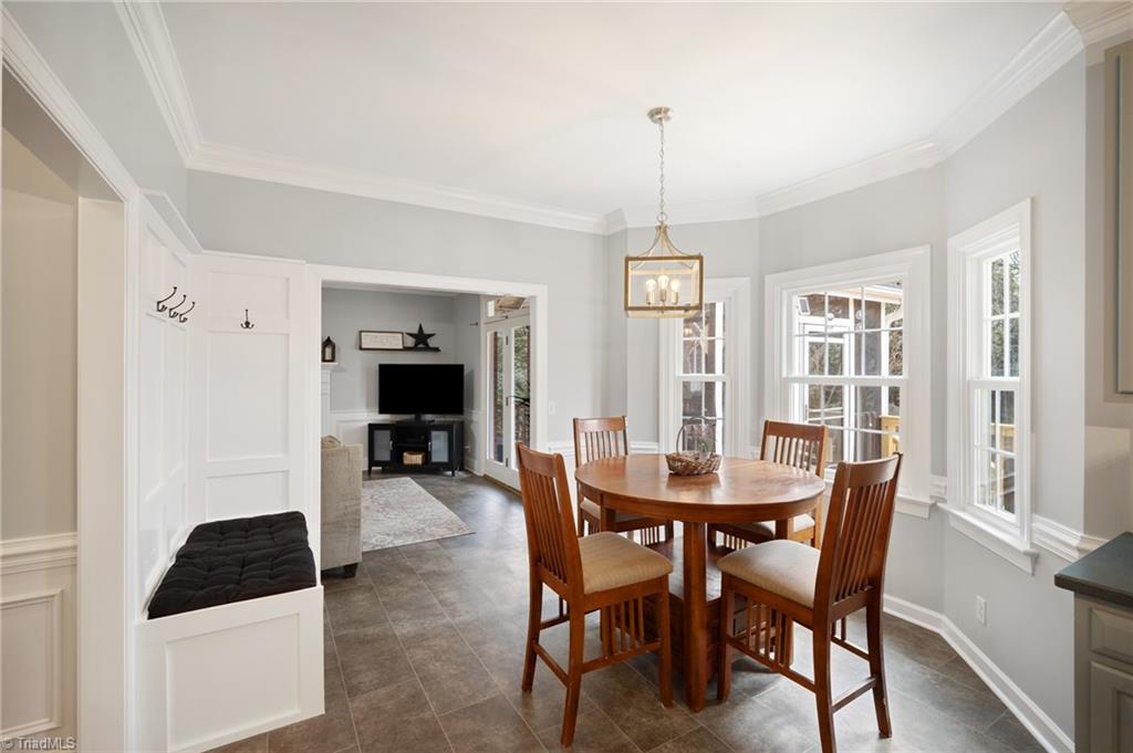 8105 Slane Court Clemmons, NC 27012 - Photo 8 of 40