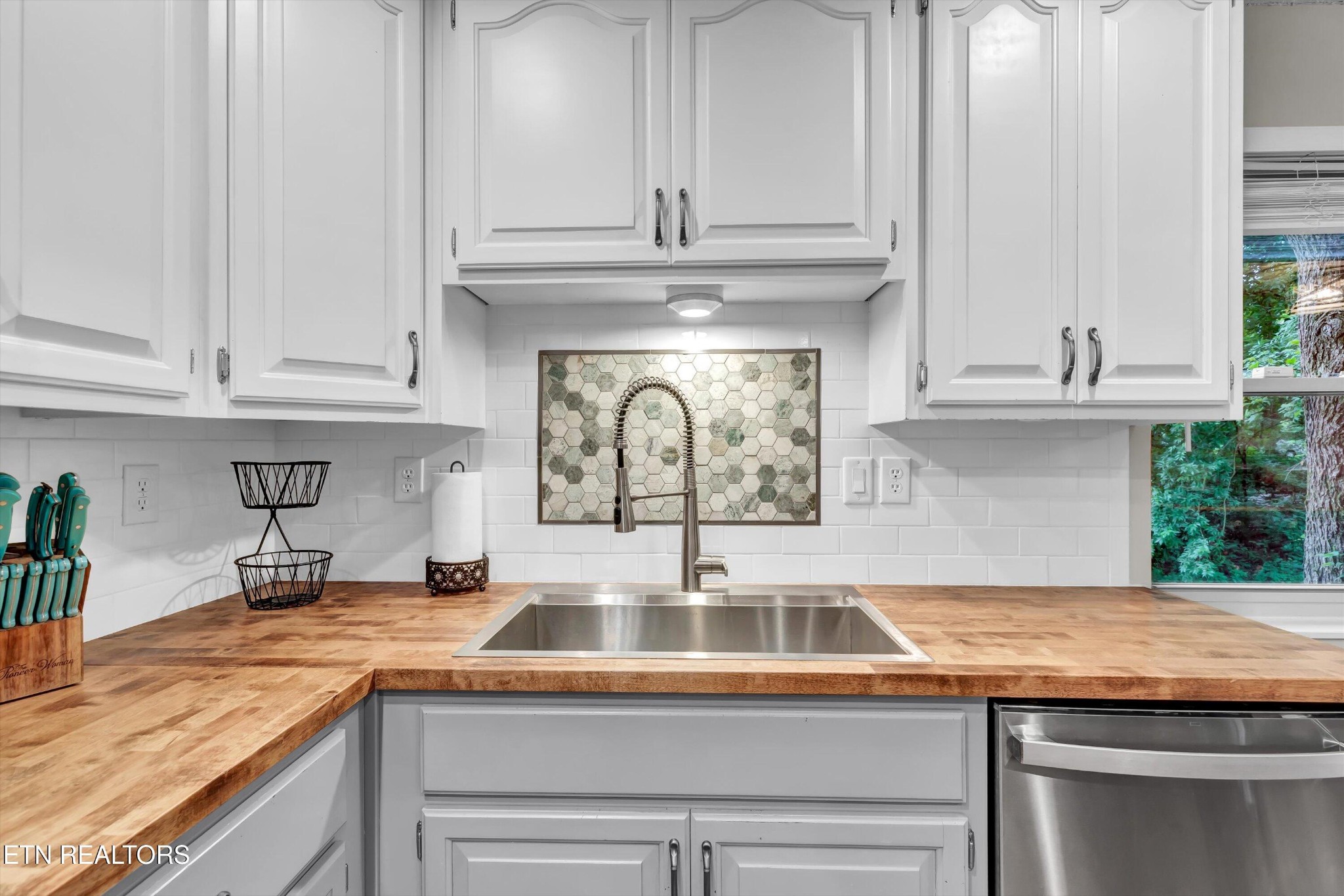 4452 Miser Station Road Friendsville, TN 37737 - Photo 11 of 60 Gallery Image 11